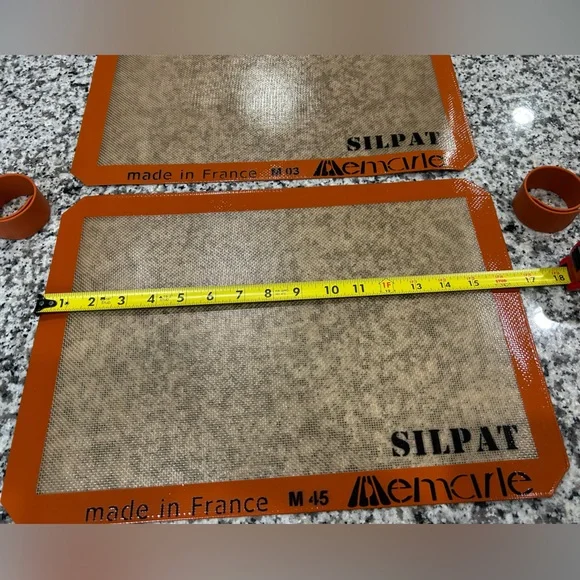 Silpat Silicone Baking Mats - US Half Size Set of 2 - Picture 4 of 6
